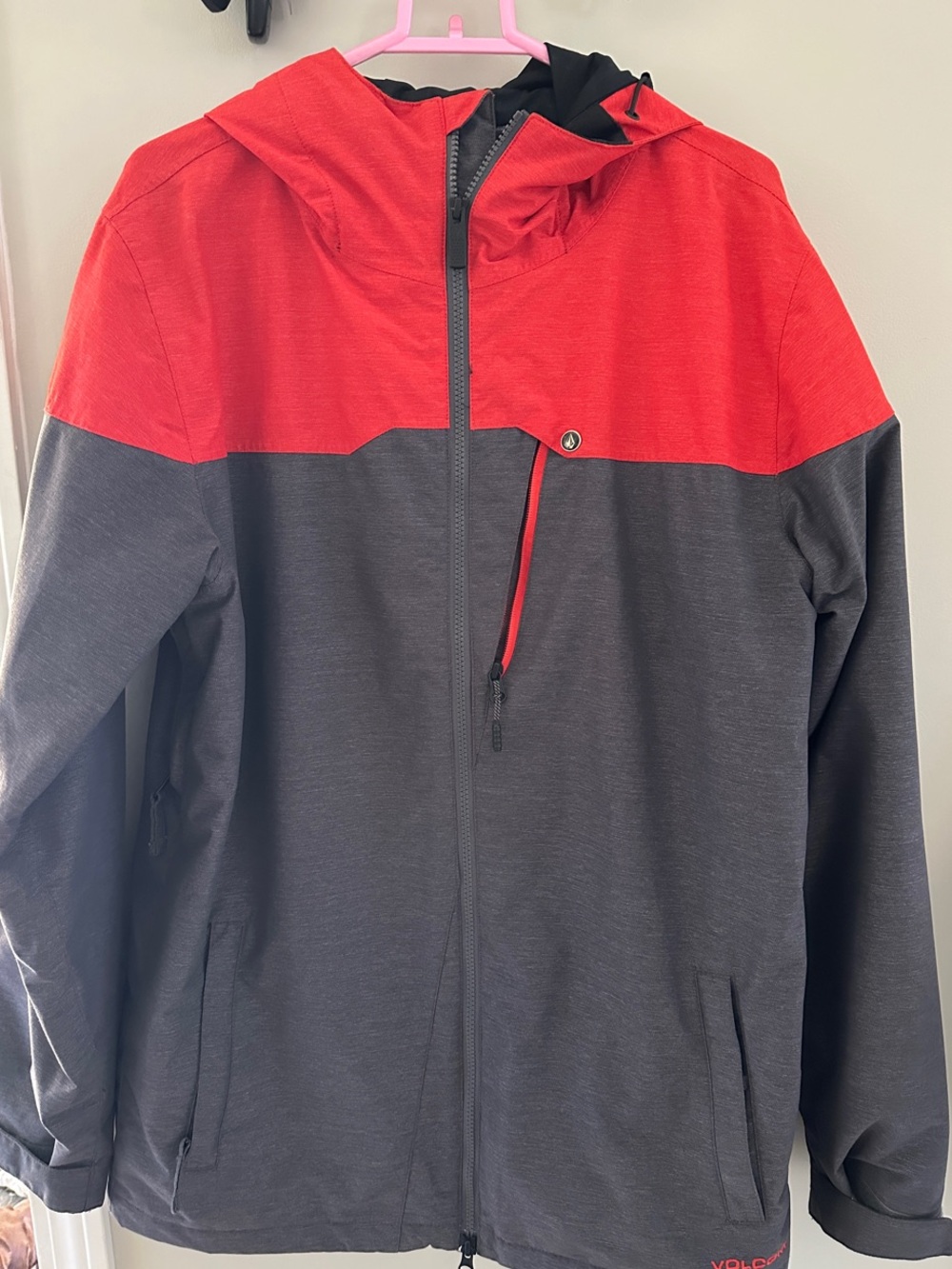 Volcom Men's Red and Charcoal Hooded Raincoat